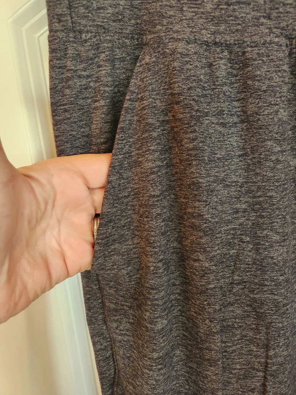 Lululemon Ready to Rulu Jogger Crop Heathered Charcoal Grey Size 10 Butter Soft